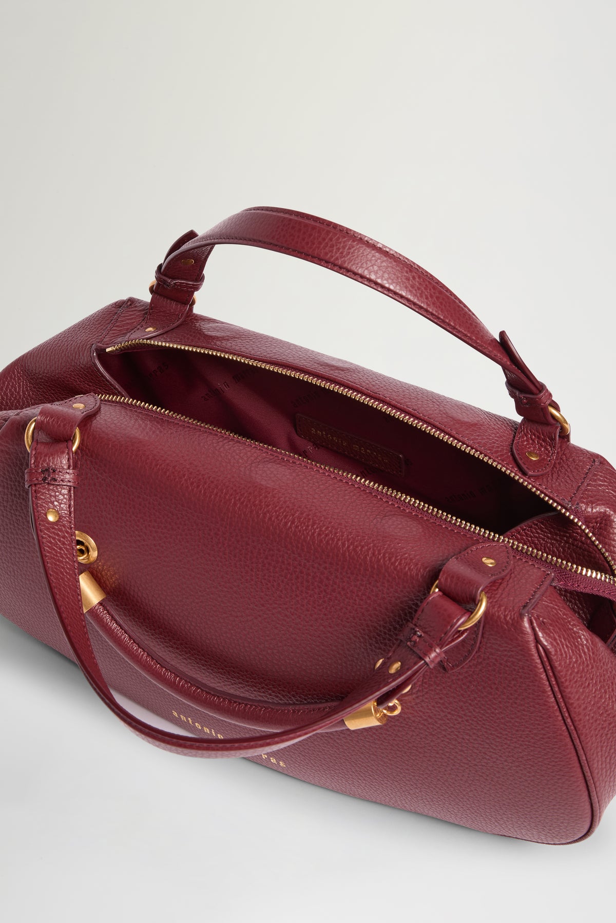 Antine Bag