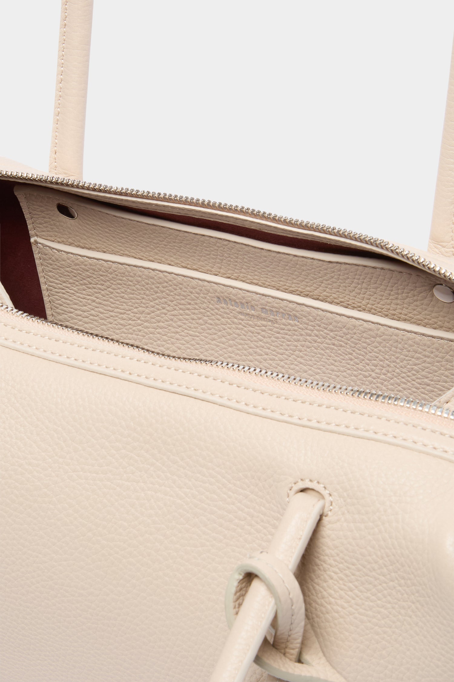 Antine Bag Medium