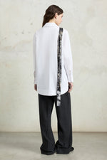 Asymmetric Robespierre with Floral Insert