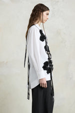 Asymmetric Robespierre with Floral Insert