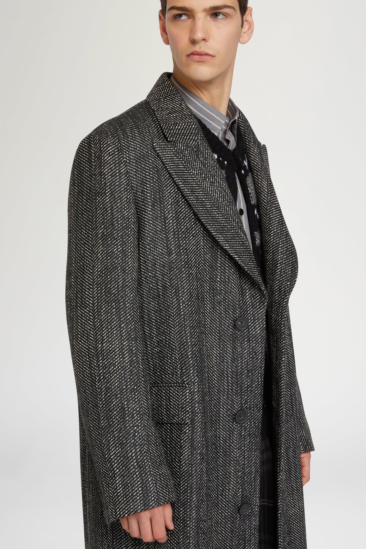 Long Tailored Coat in Wool