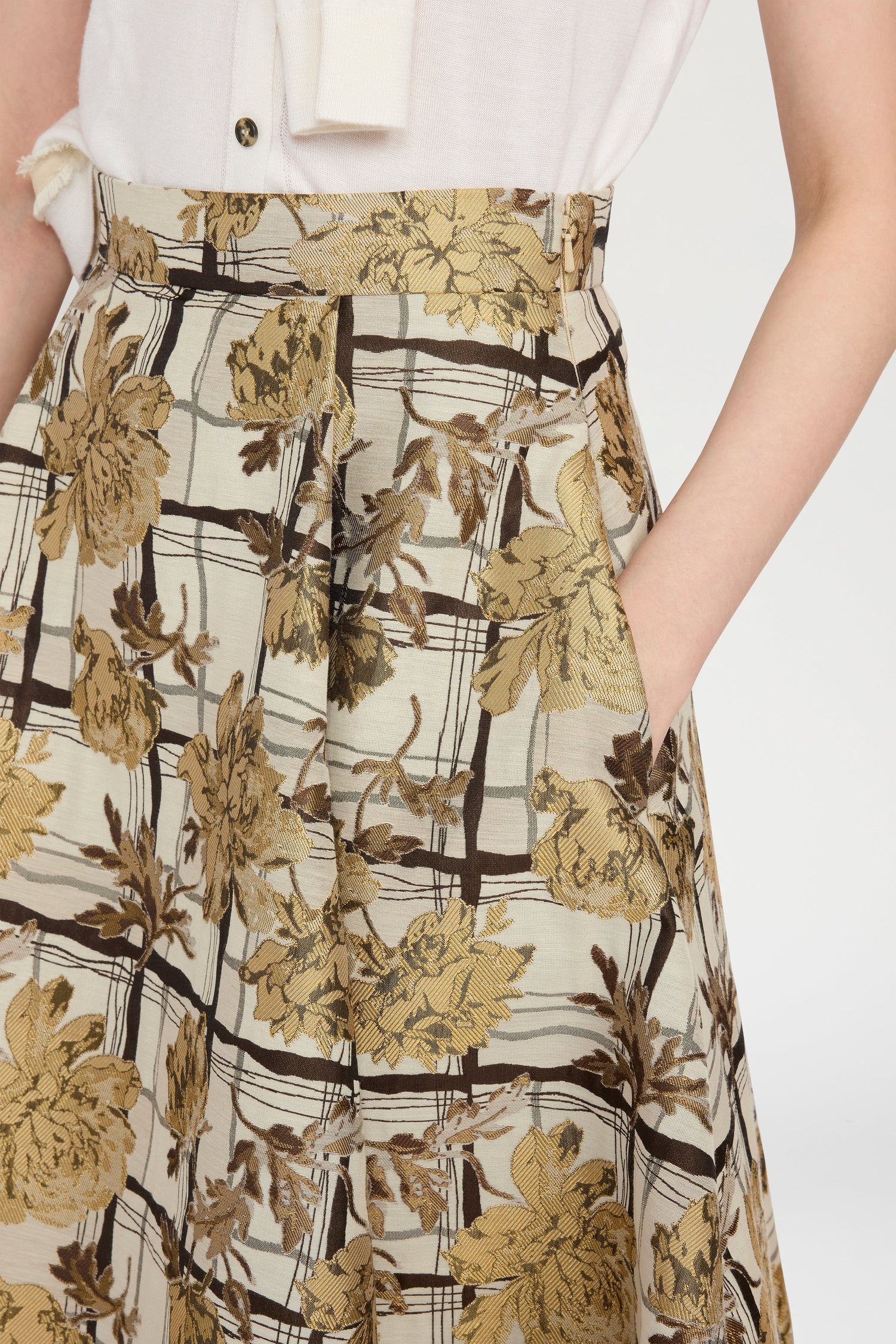 Midi Full Skirt in Floral Brocade