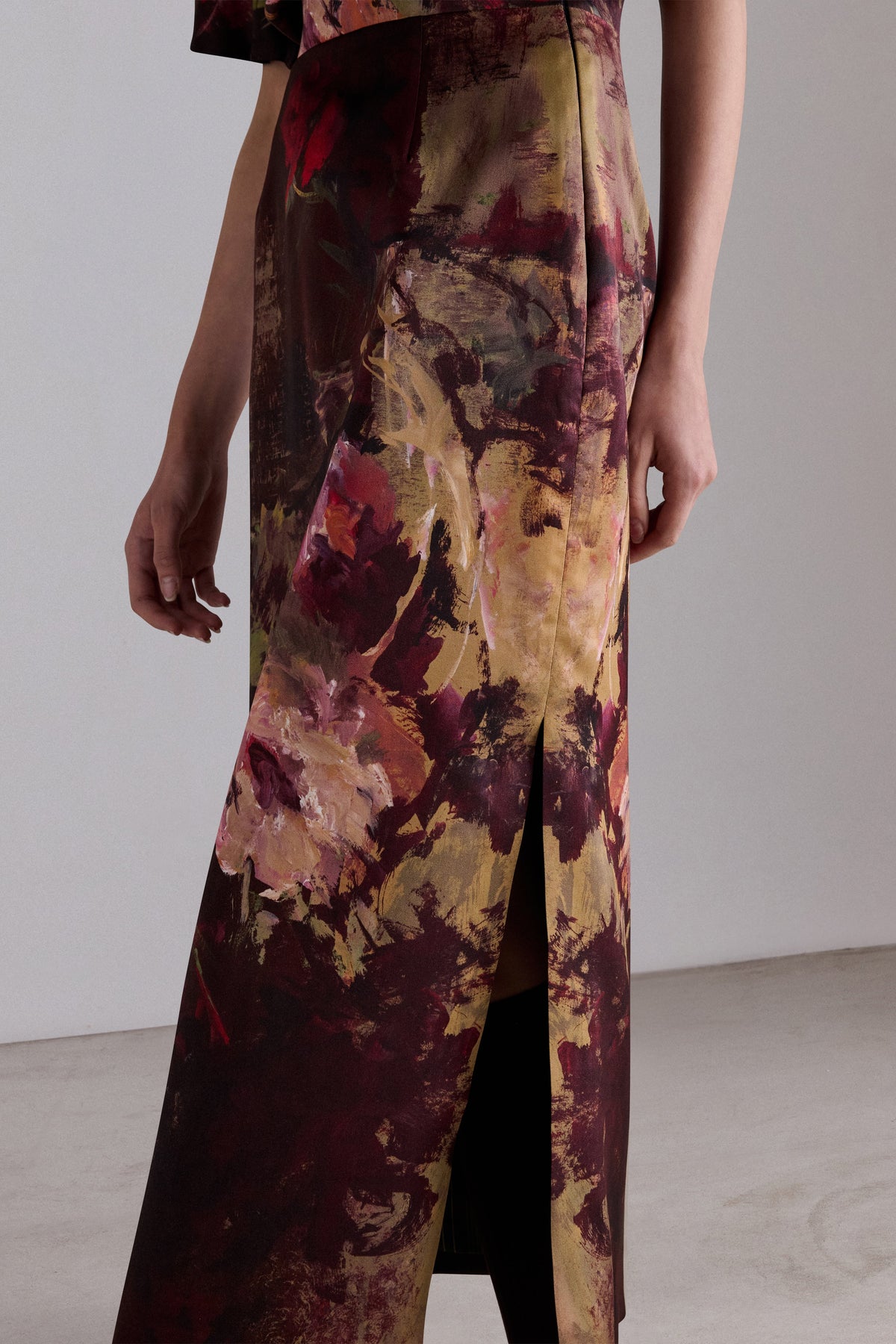 Painterly Rose Column Skirt