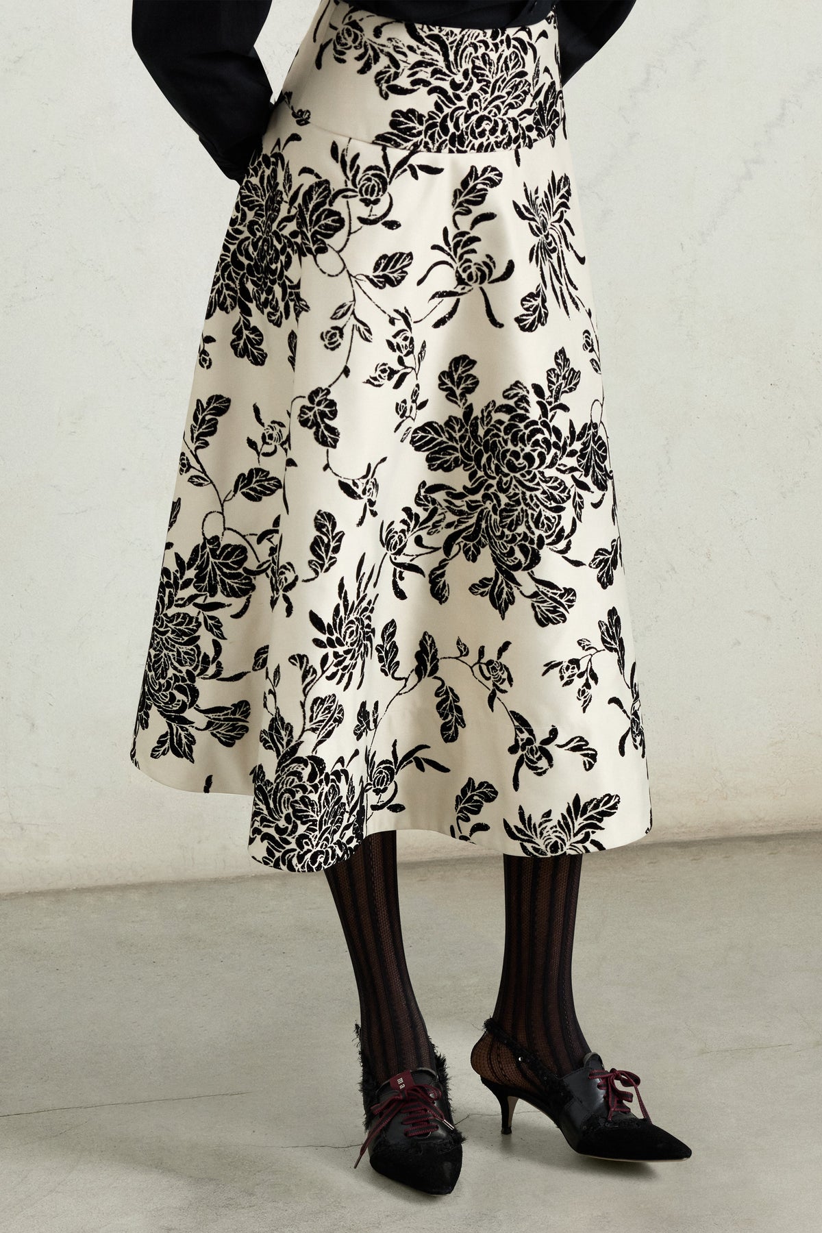 Floral Wallpaper Midi Circle Skirt