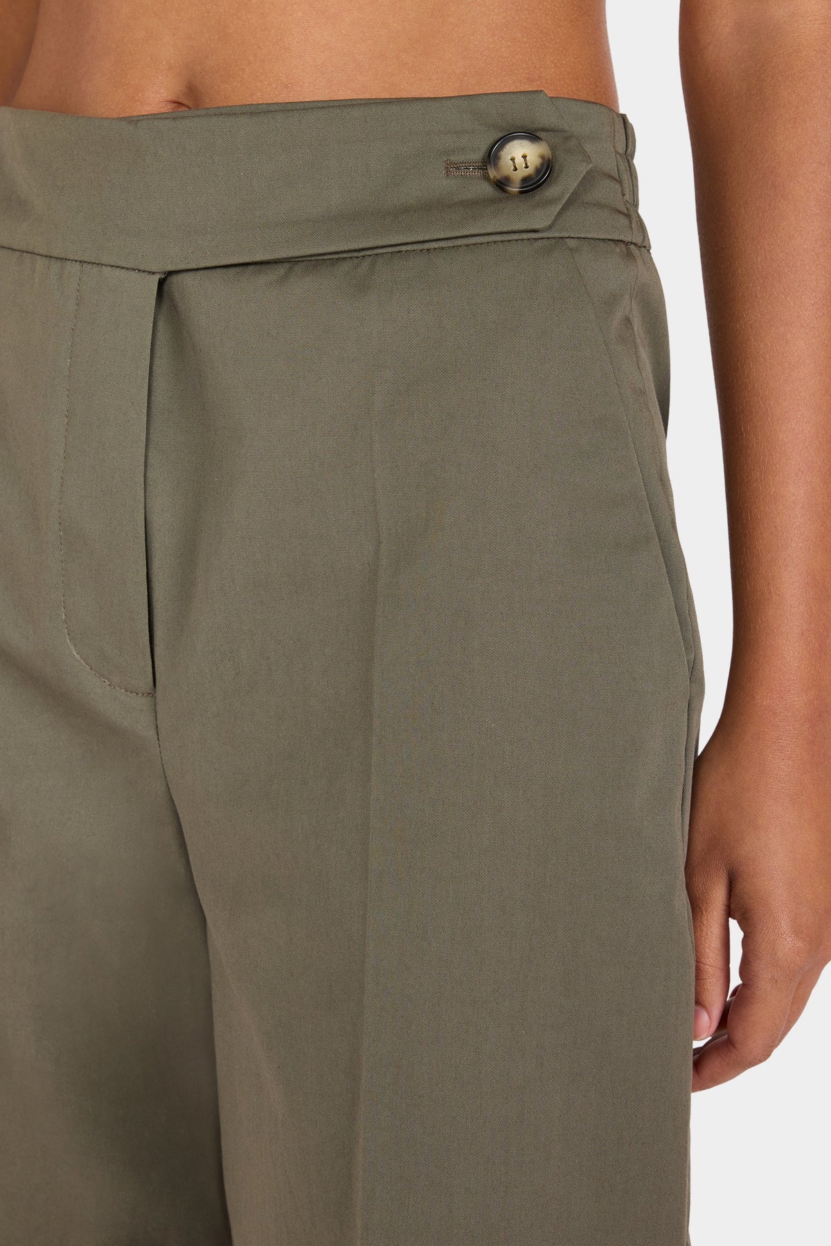 Wide-Leg Tailored Pants