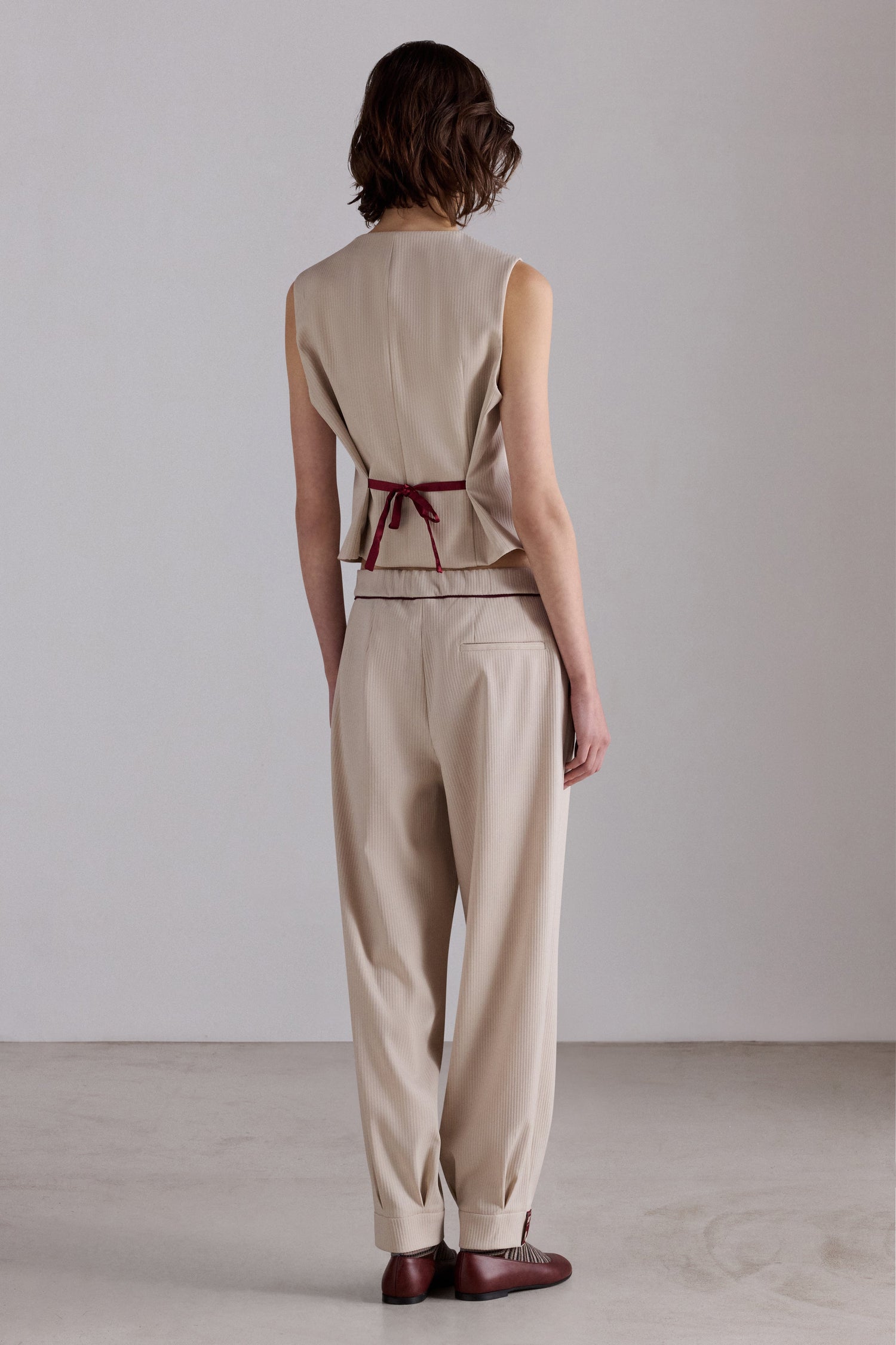 Balloon Trousers with Contrast Piping