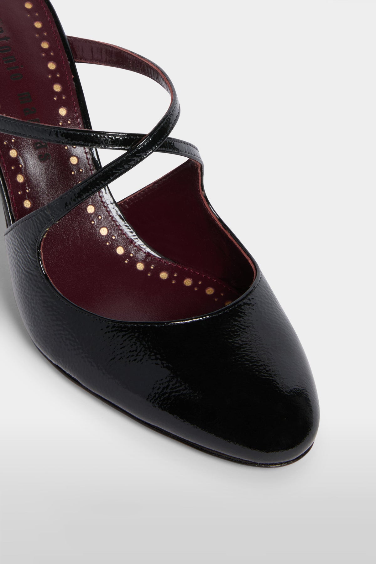 Black Candis