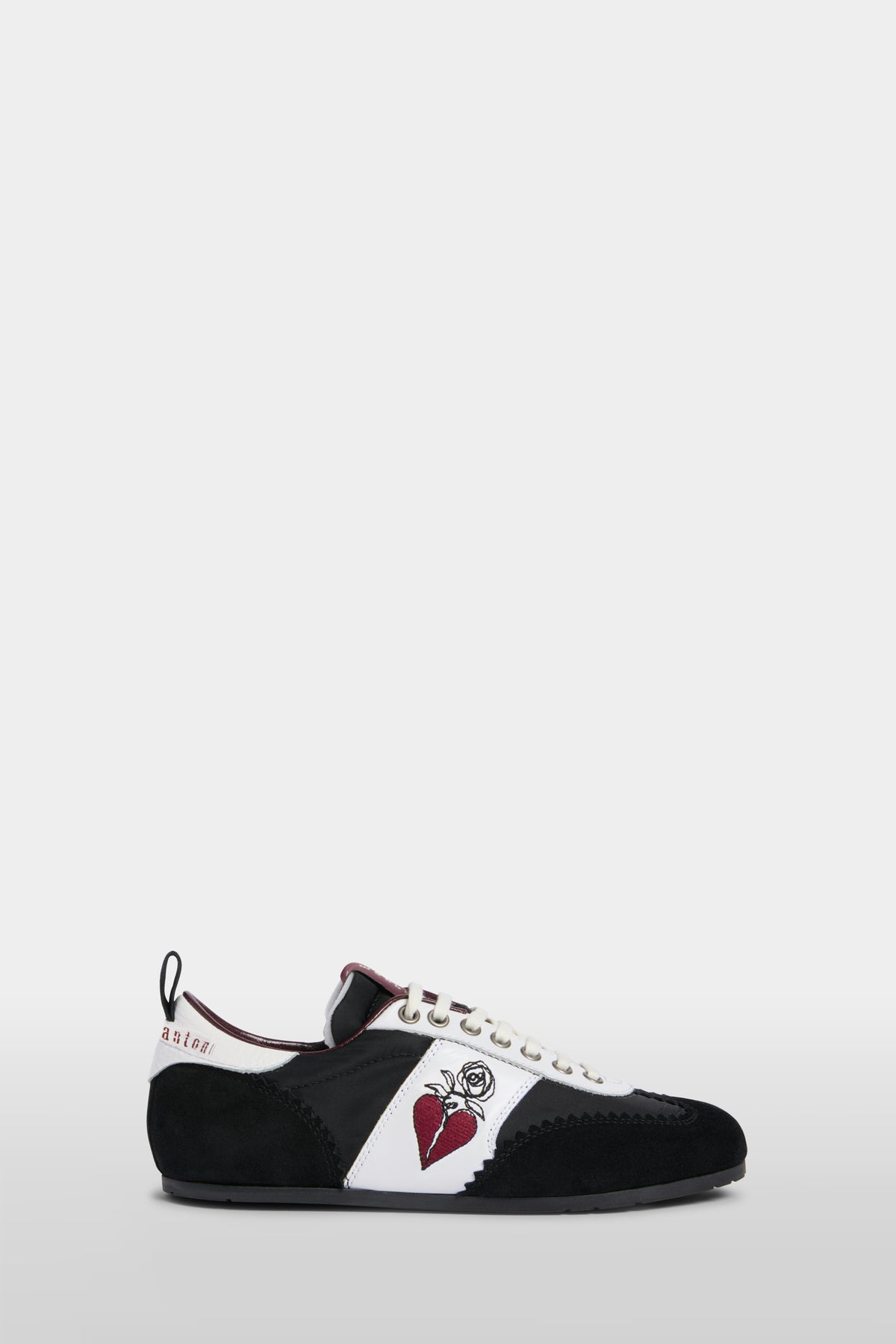 LolLove Sneakers