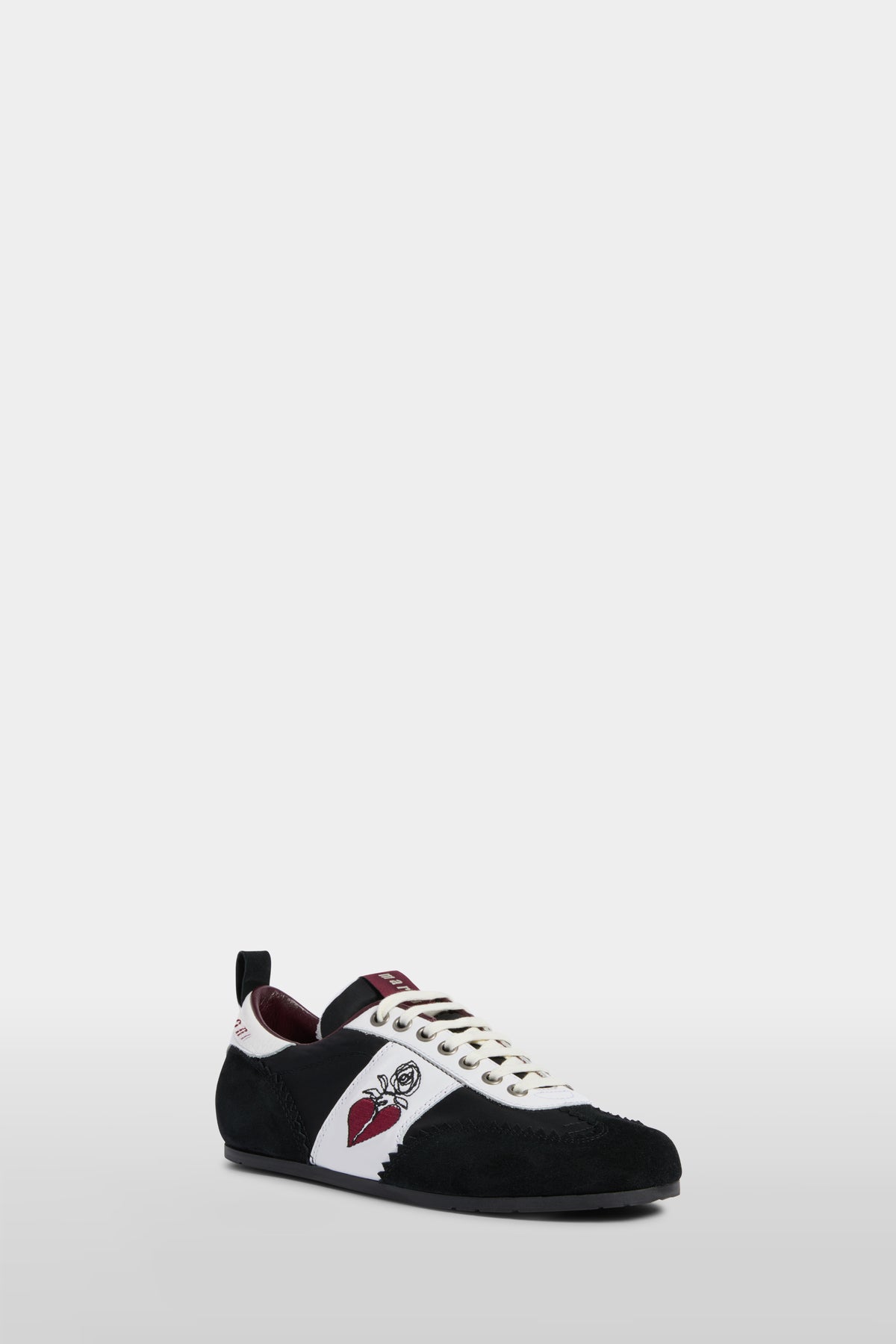 LolLove Sneakers