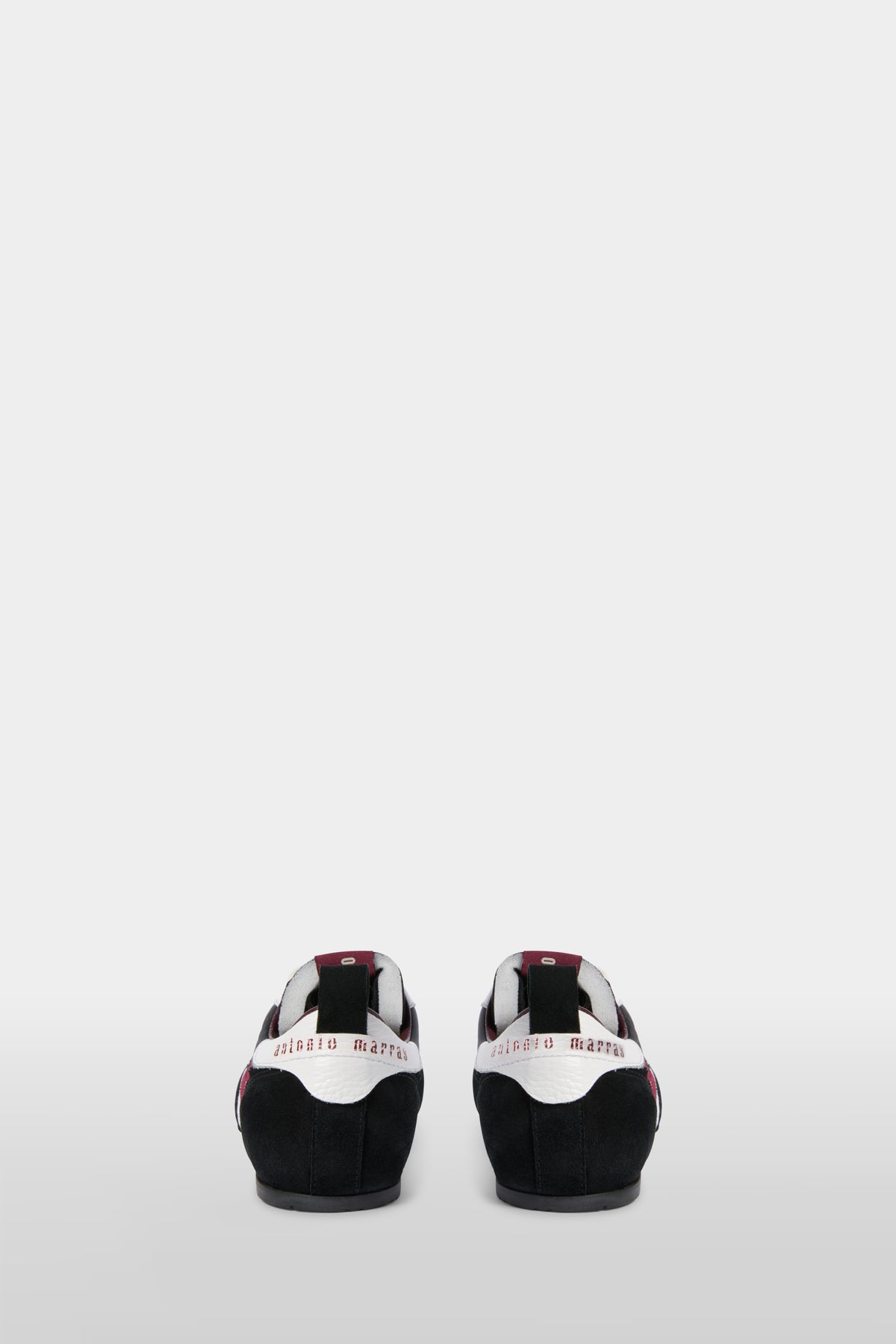 LolLove Sneakers