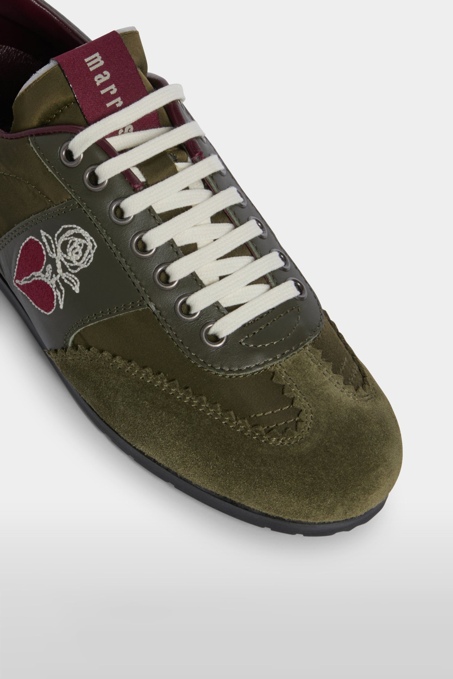 LolLove Sneakers
